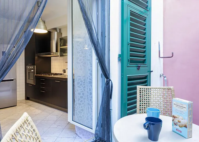 Prione With Patio By Wonderful Italy Апартаменты Генуя